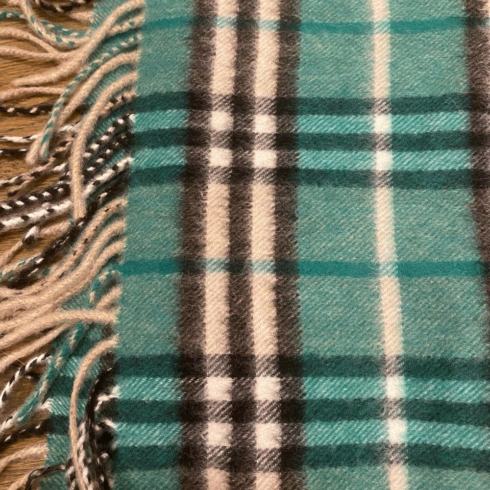 Authentic Burberry Scarf -100% cashmere
